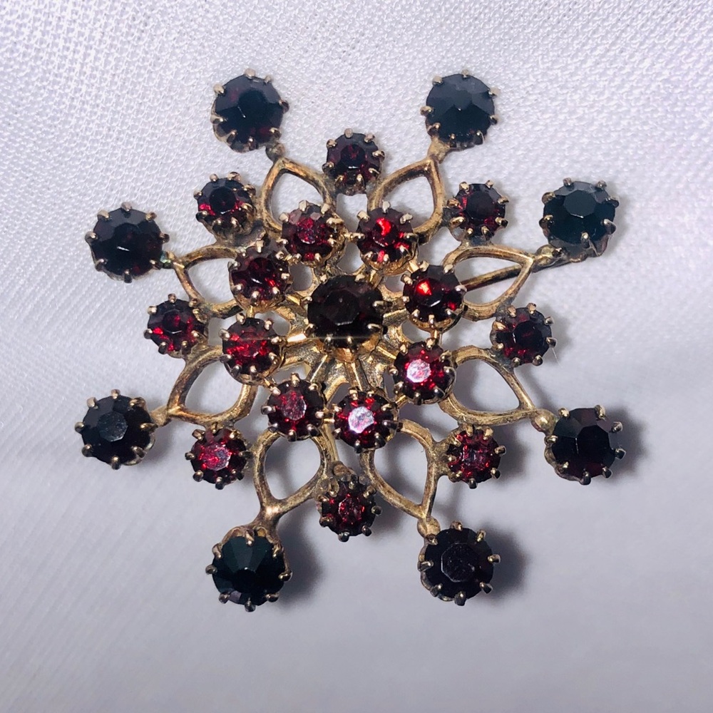 Vintage Garnet Gold-plated Brooch